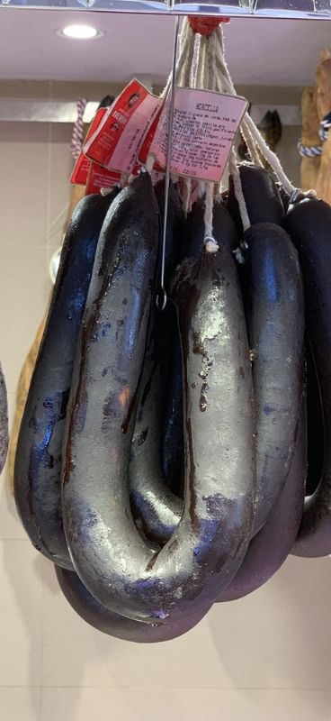 PRECIO DEL KILO DE MORCILLA DE CERDO CASERA CURADA